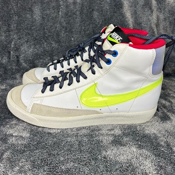 Nike Blazer MID '77 (WHITE / VOLT-HYPER ROYAL-MYSTIC HIBISCUS) Youth 7Y/ Women s - Picture 1 of 8